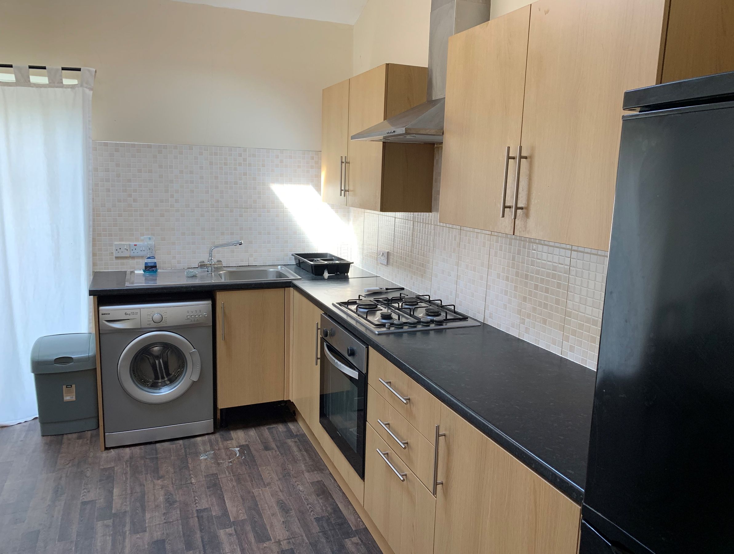 3 bed semidetached house to rent in Fairwater Road, Llandaff, Cardiff