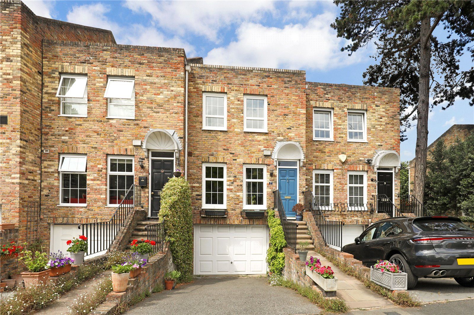 4 bed terraced house for sale in Hawkesley Close, Twickenham TW1 Zoopla
