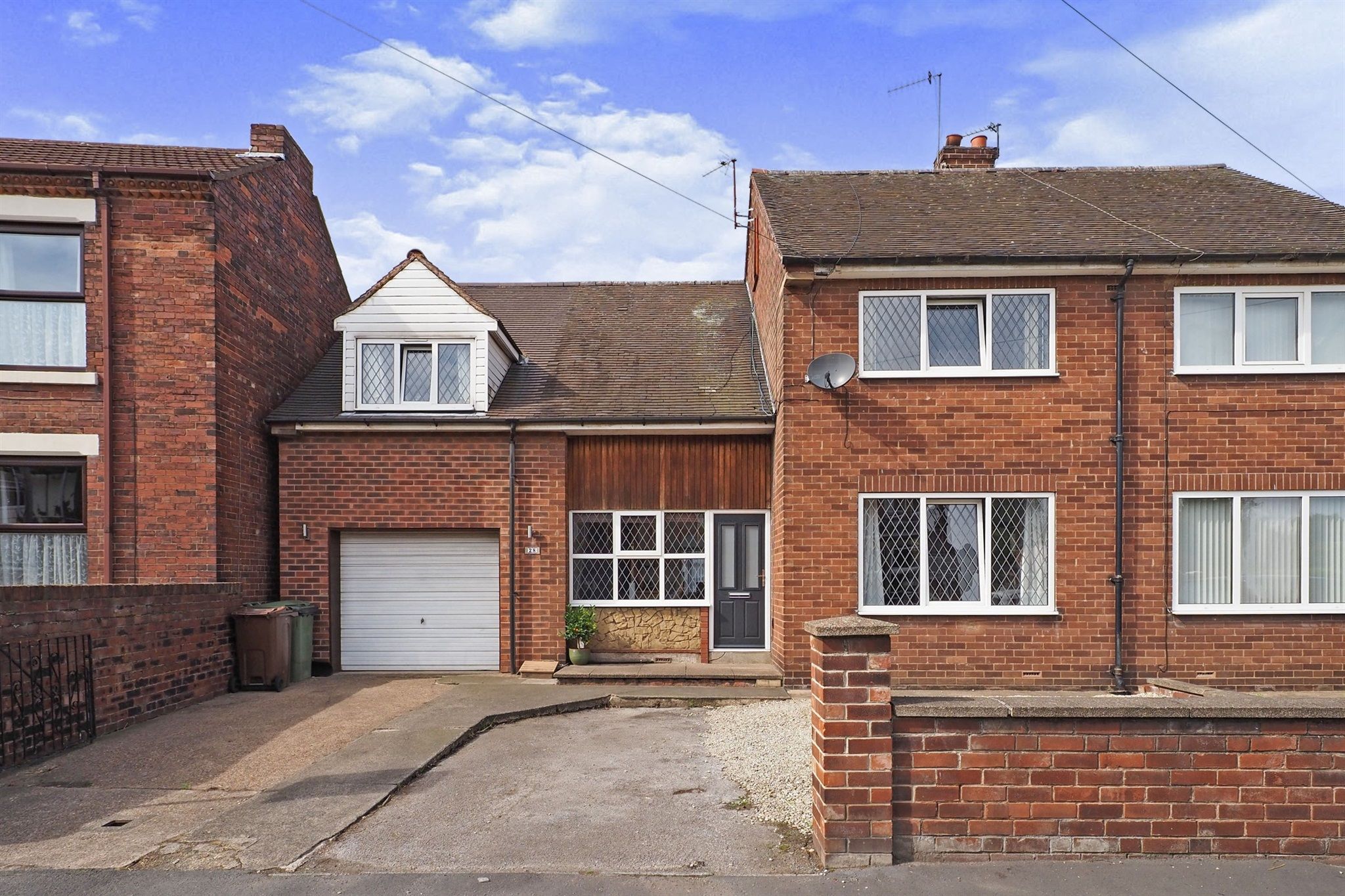 3 bed semidetached house for sale in Cow Lane, Knottingley WF11 Zoopla