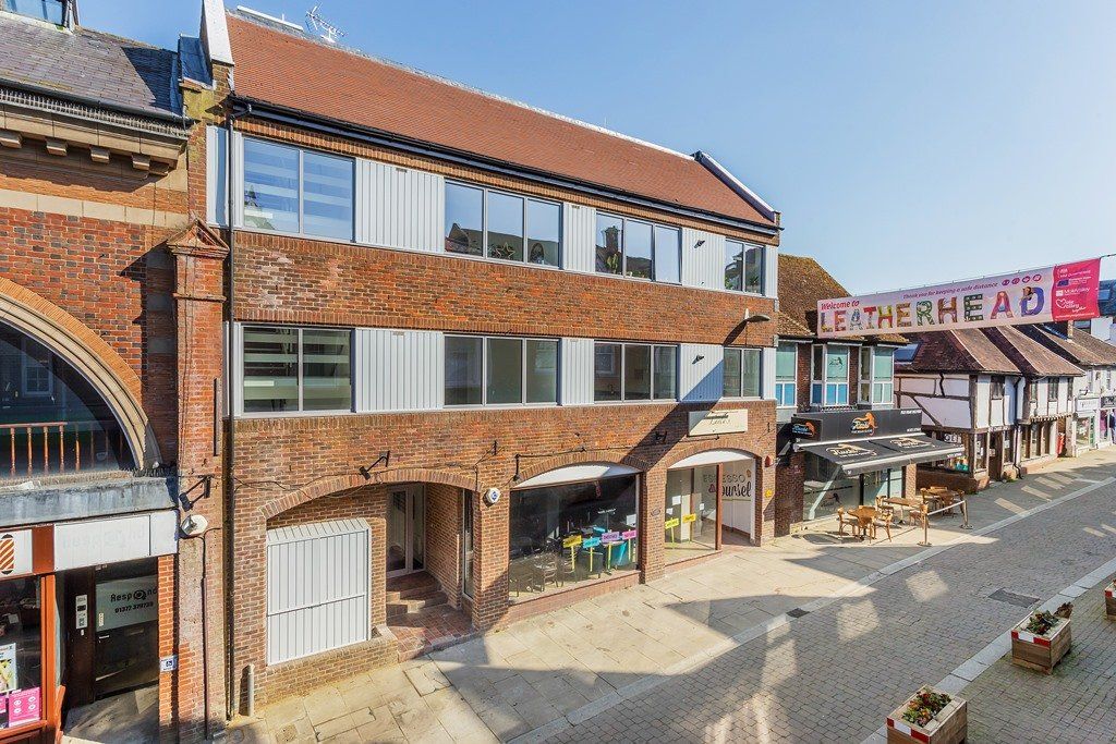 1 bed flat to rent in High Street, Leatherhead KT22 Zoopla
