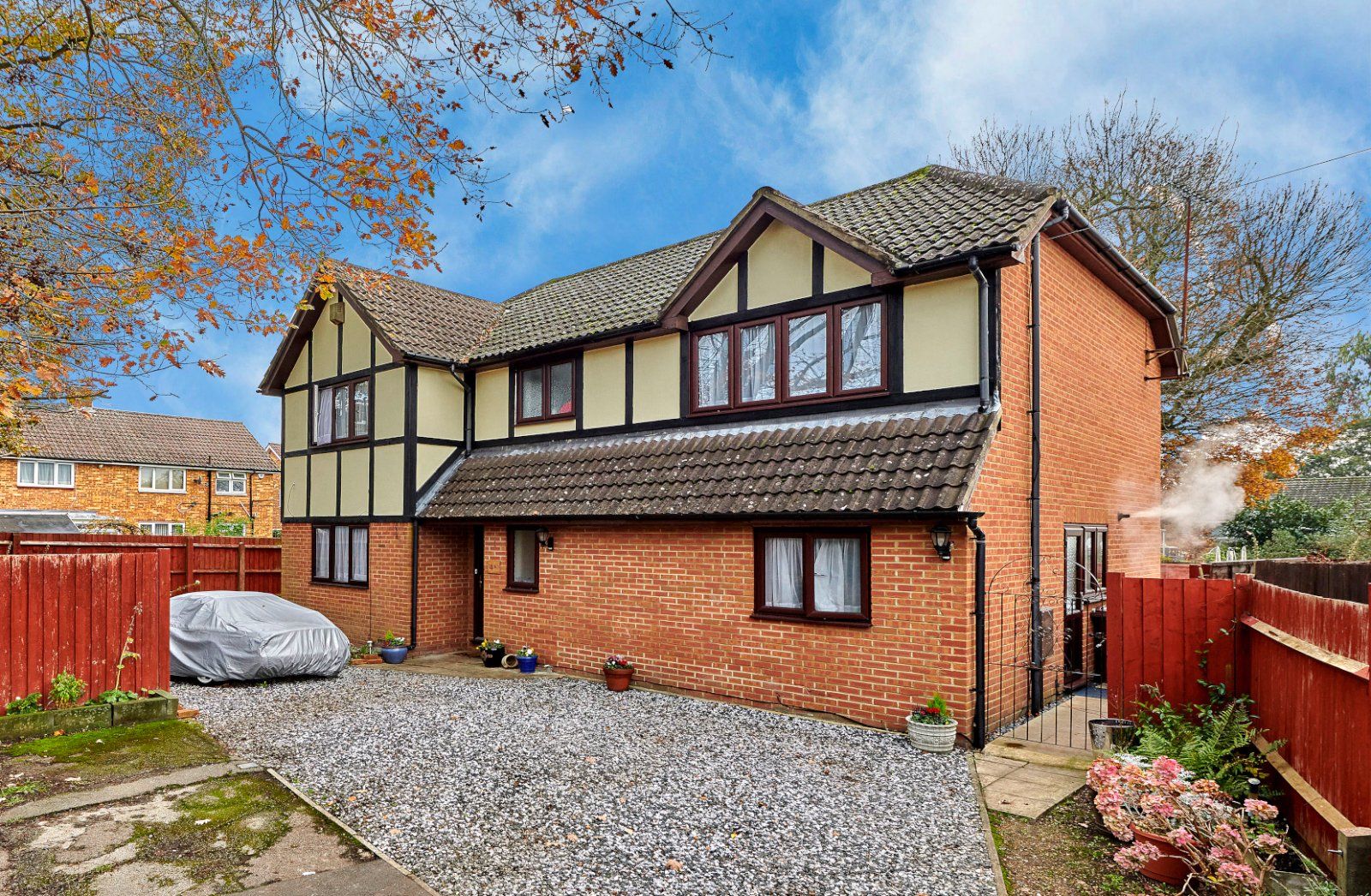 6 bed detached house for sale in Rowan Close, Bricket Wood, St. Albans