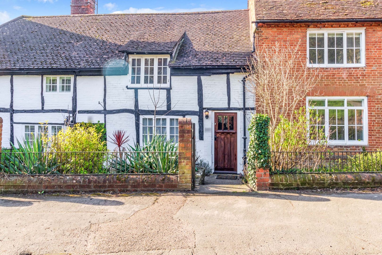 1 bed cottage for sale in High Street, Aylesbury HP22 Zoopla