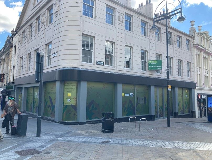 Retail premises to let in Briggate, Leeds LS1 Zoopla