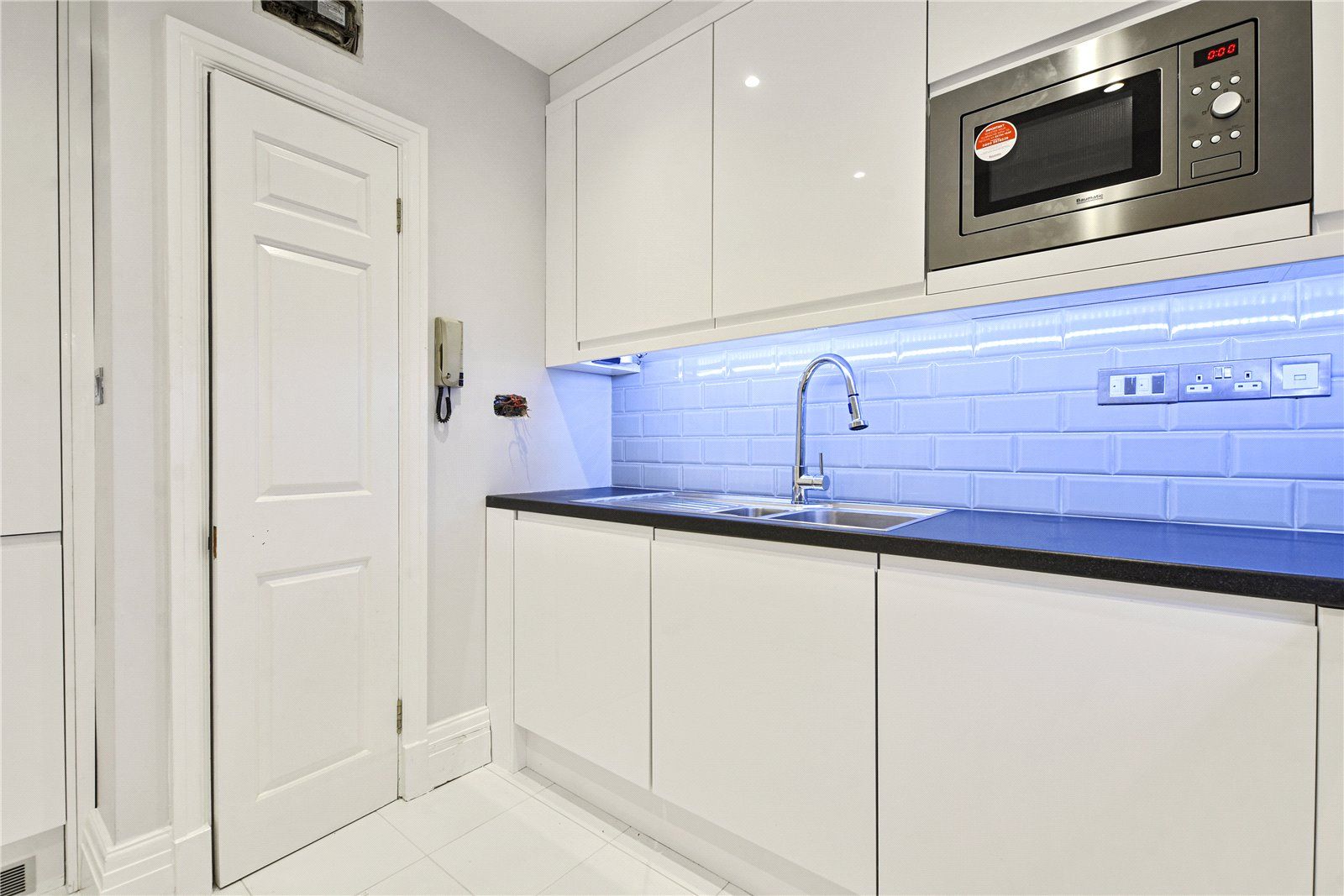 1 bed flat to rent in Chiltern Court, Baker Street, London NW1 Zoopla