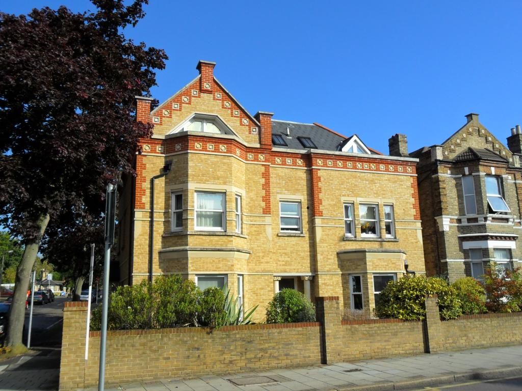 2 bed flat to rent in Bevington Road, Beckenham BR3 Zoopla