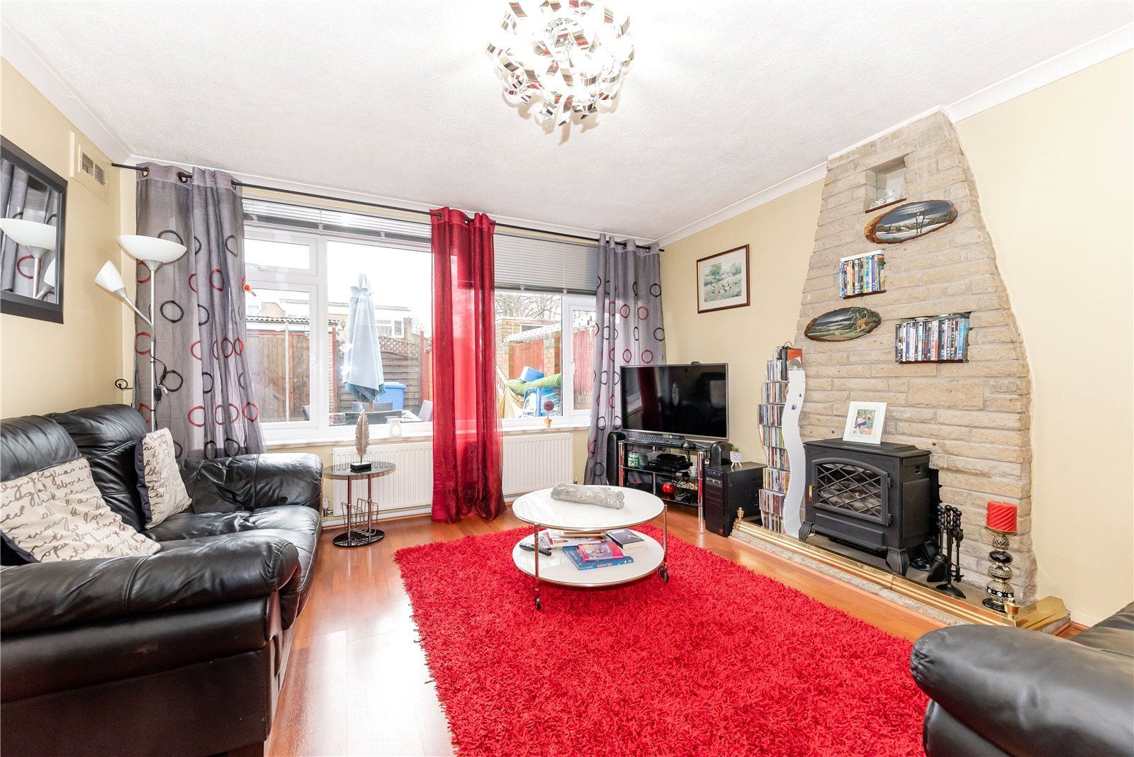 3 bed terraced house for sale in Caswell Close, Farnborough GU14 Zoopla