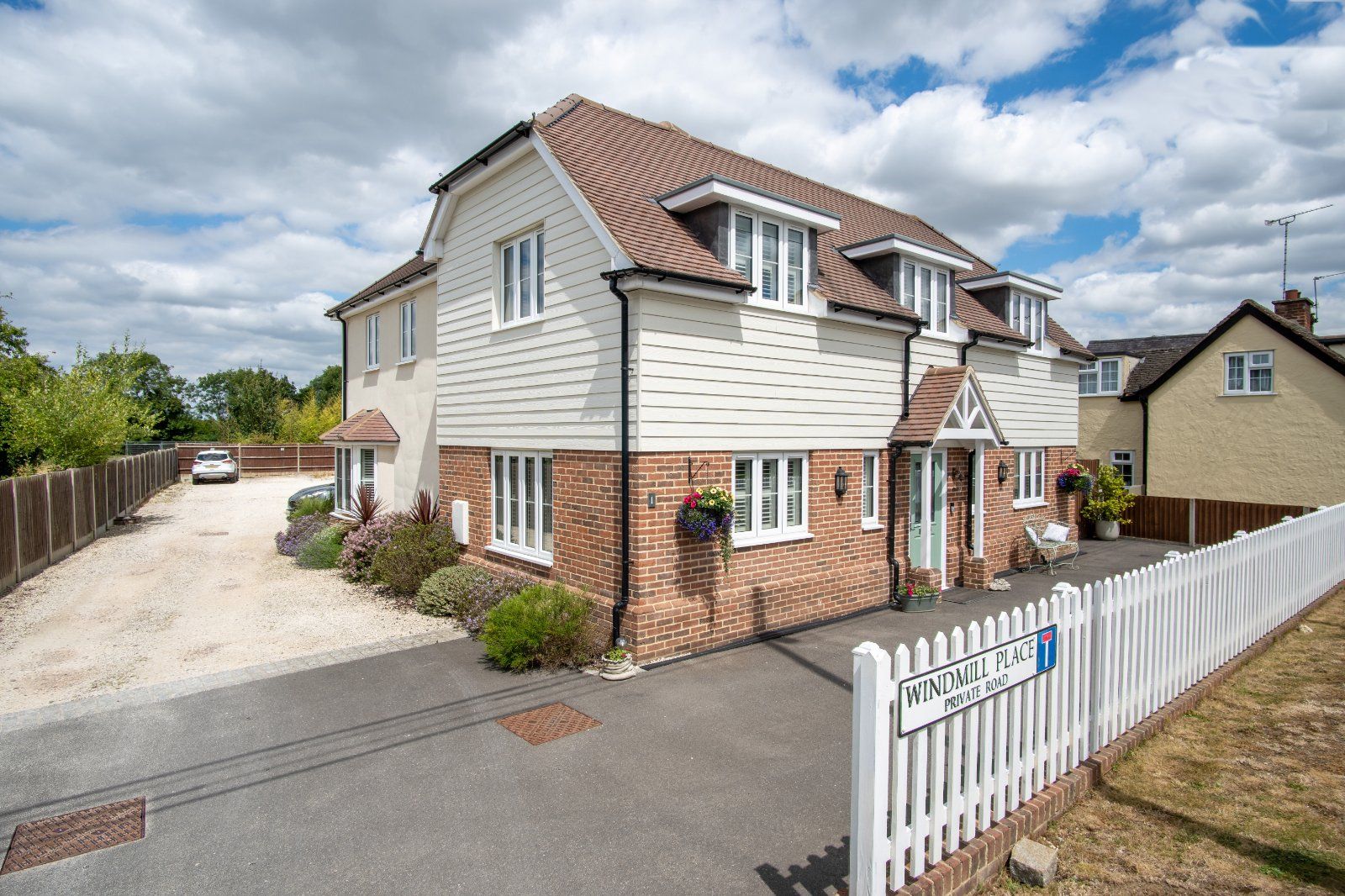 4 bed detached house for sale in Windmill Place, Takeley,