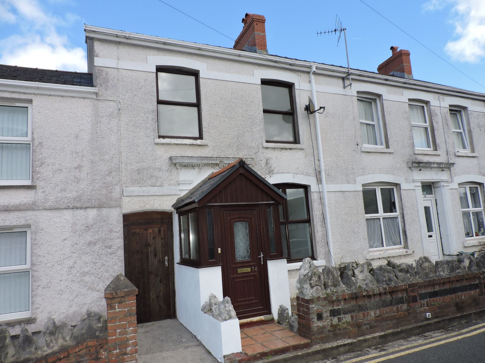 2 bed terraced house for sale in Hall Street, Ammanford SA18 Zoopla