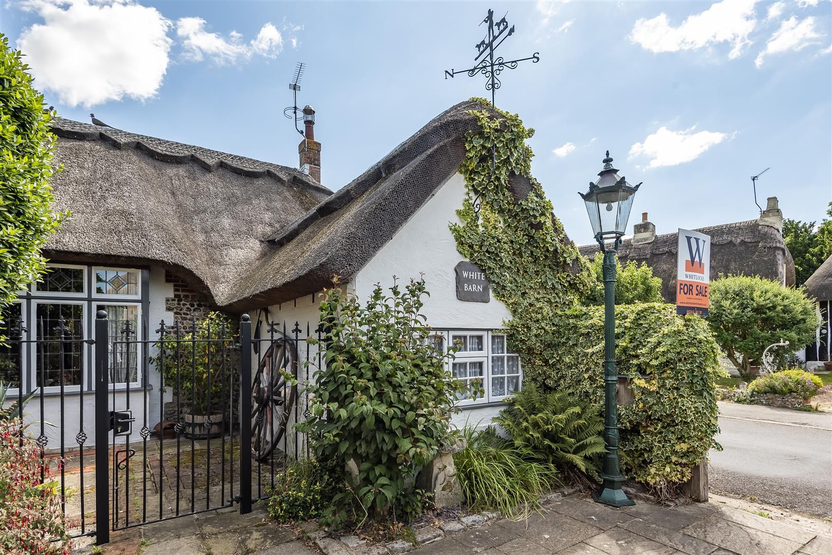 3 bed detached bungalow for sale in Charming Converted Barn, North