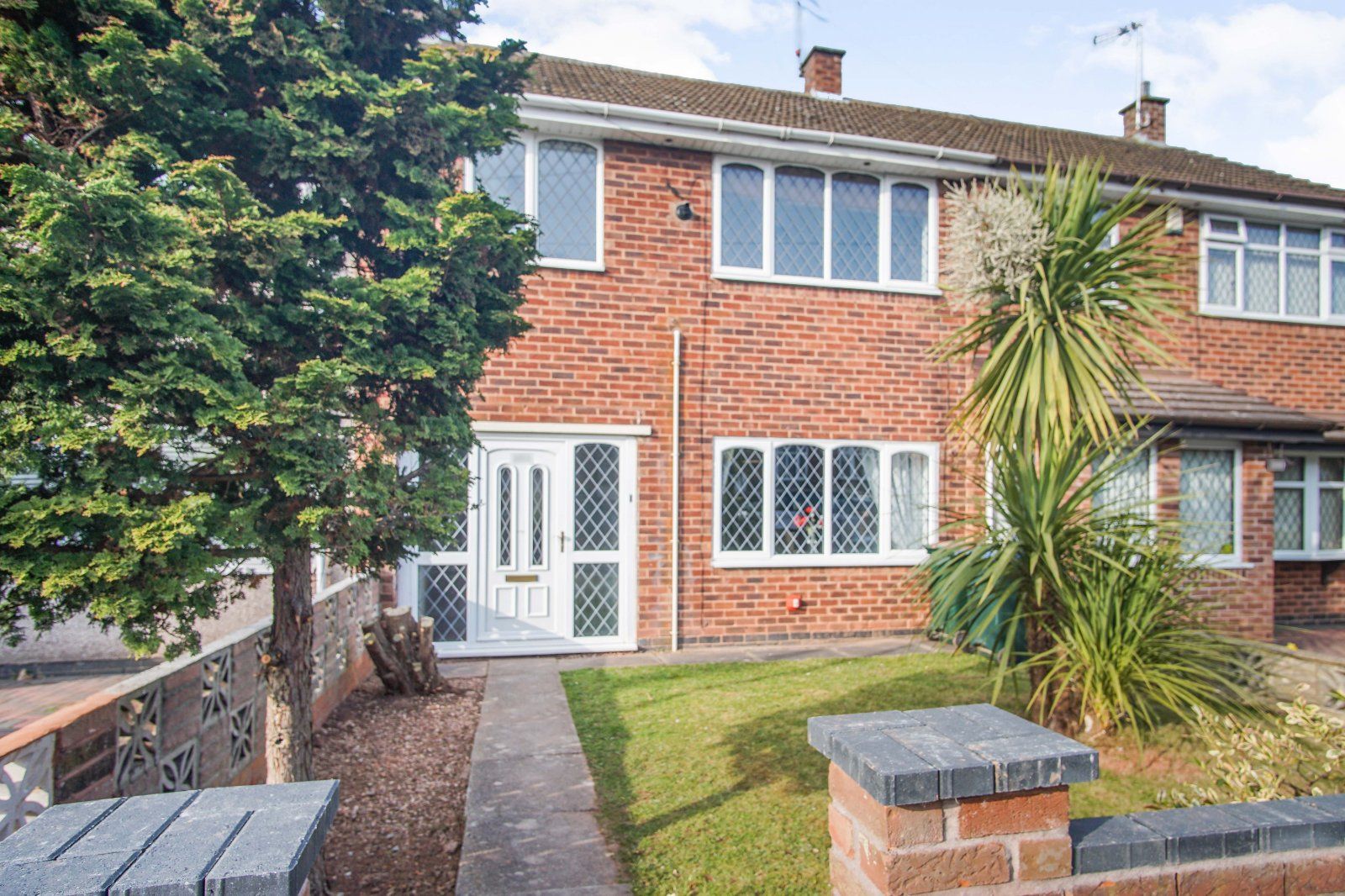 3 bed terraced house for sale in Rotherham Road, Holbrooks, Coventry