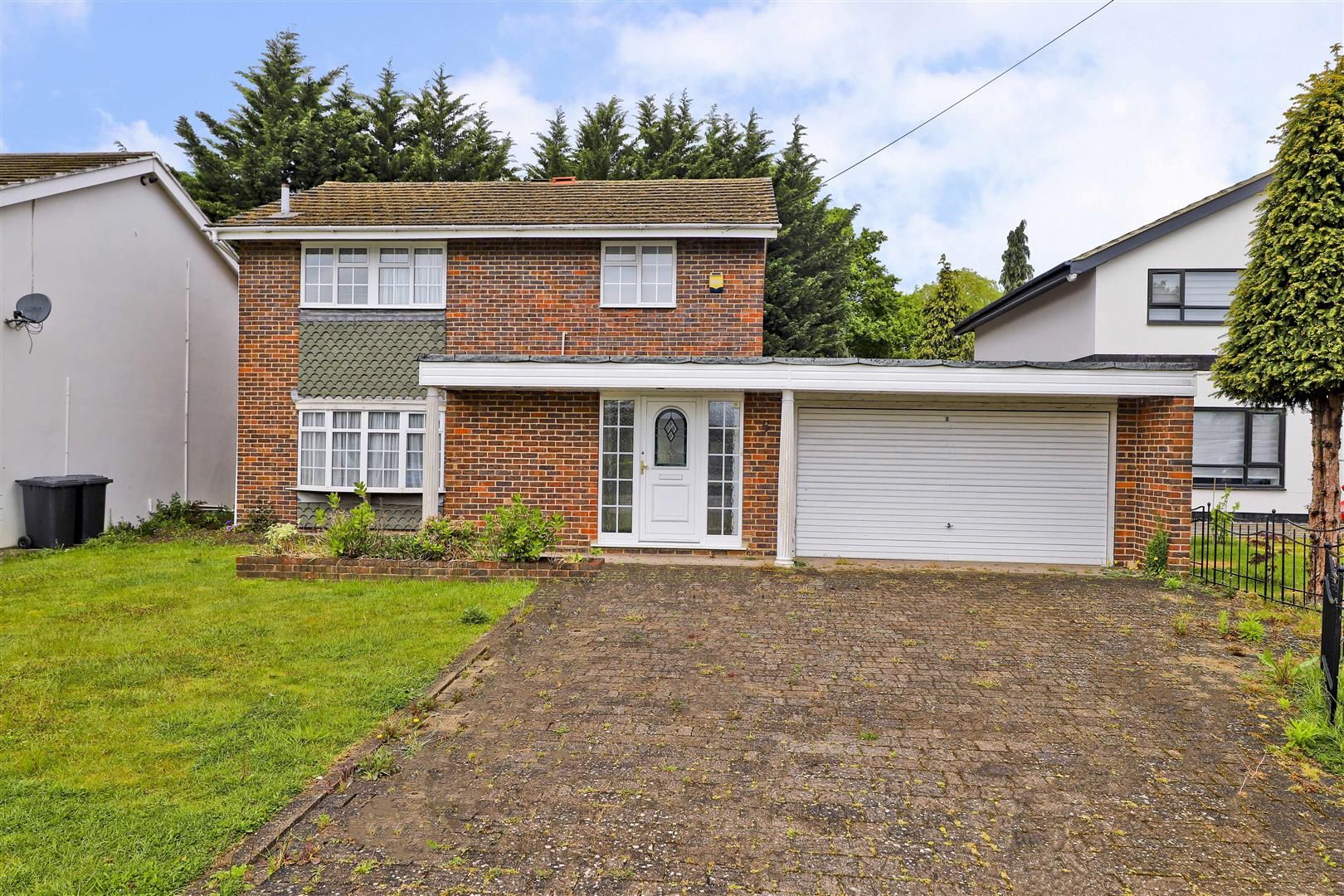 3 bed detached house for sale in Lodore Green, Ickenham UB10 Zoopla