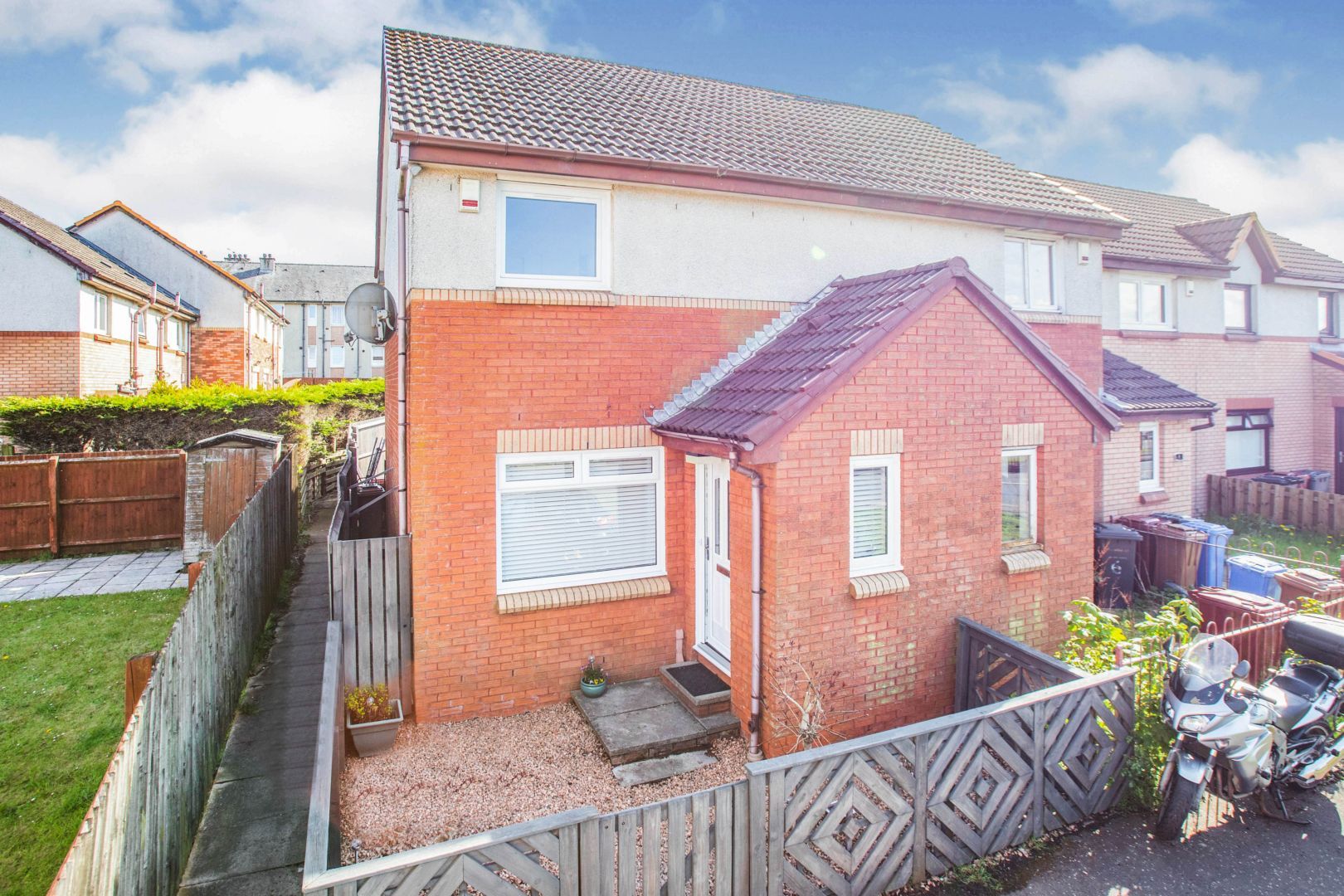 Kingennie Court, Dundee DD4  