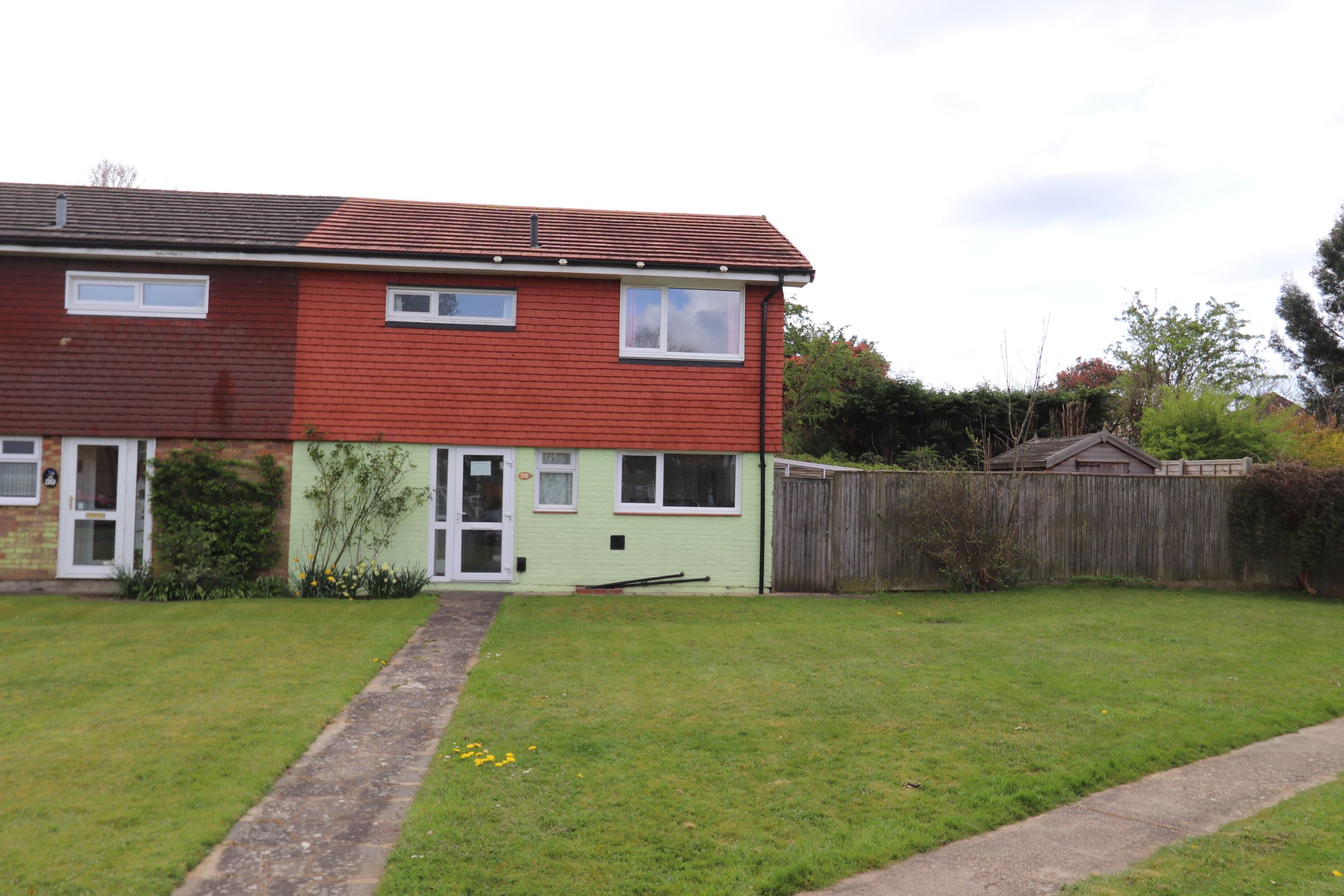 3 bed semidetached house for sale in Deans Walk, Old Coulsdon