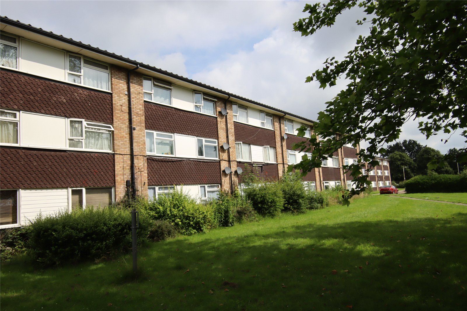 Waveney, Grovehill, Hemel Hempstead, Hertfordshire HP2  