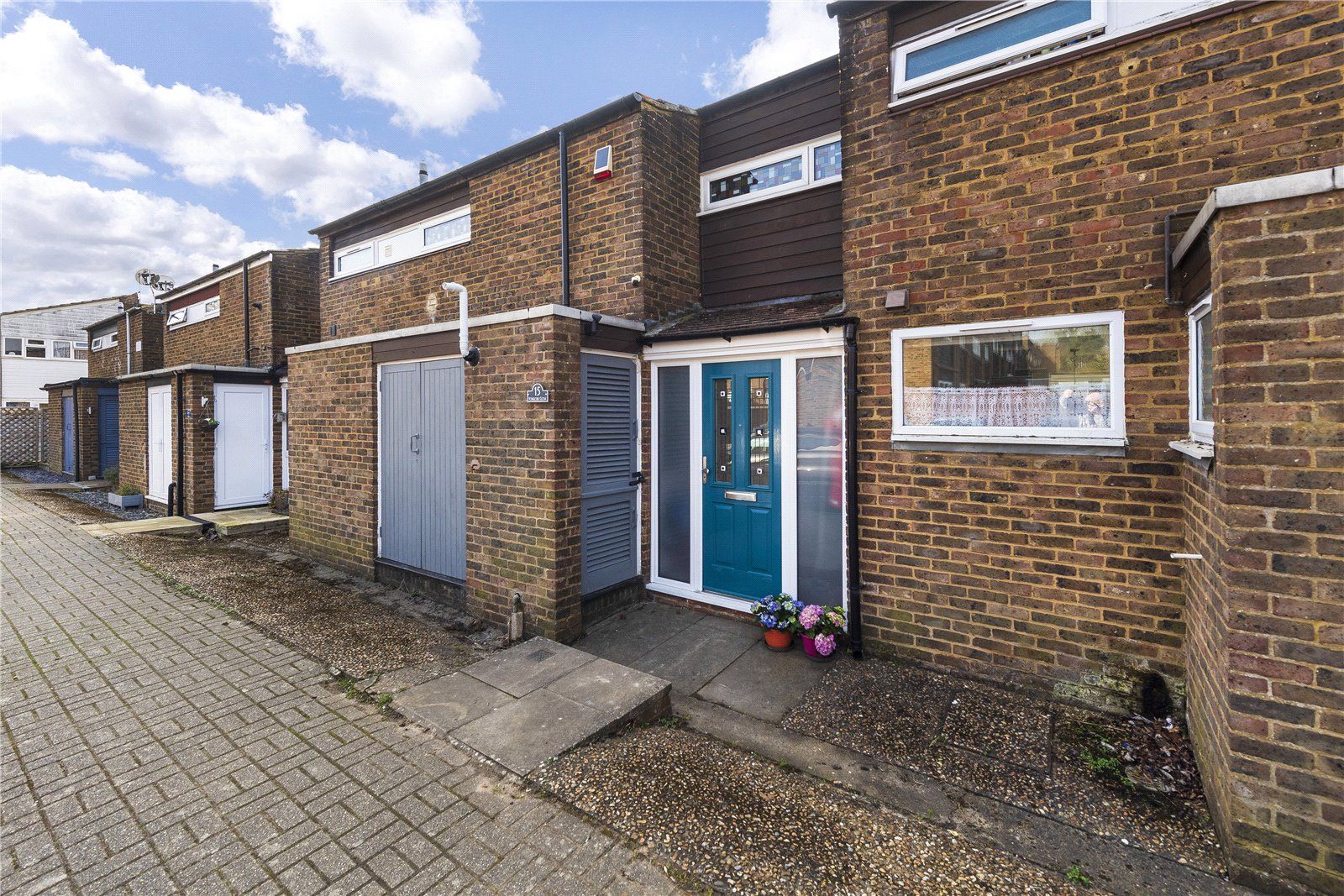 3 bed terraced house for sale in Foxglove Close, Edenbridge, Kent TN8
