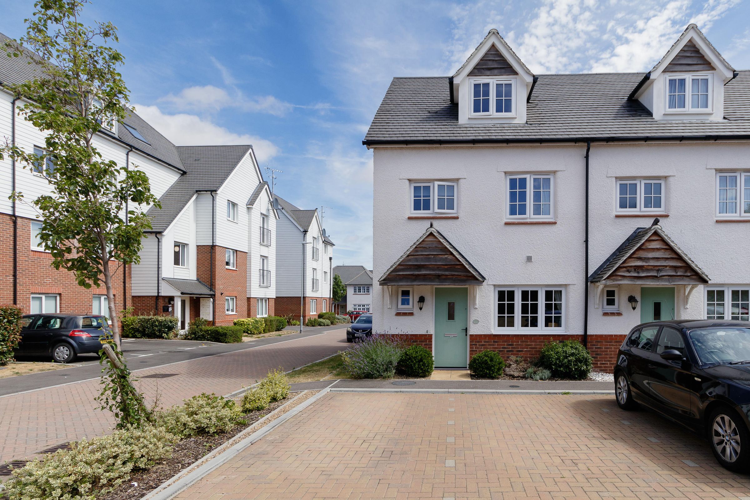 4 bed detached house for sale in Ledger Close, Sittingbourne, Kent ME10