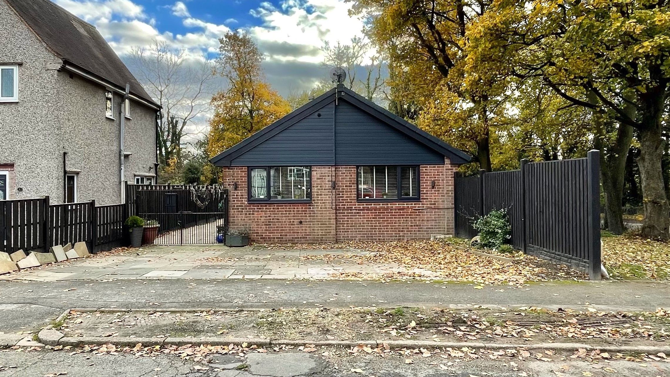 2 bed detached bungalow for sale in Halcyon Approach, Wingerworth