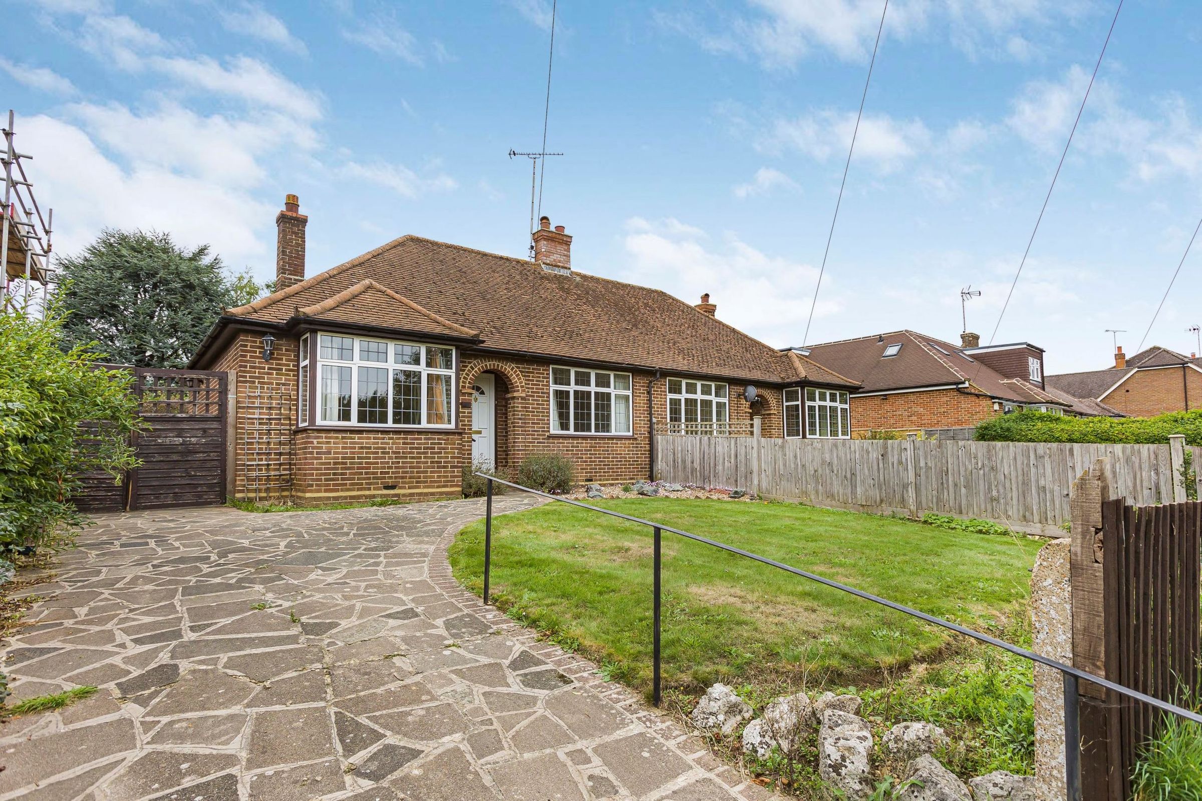 2 bed semidetached bungalow for sale in Grove Road, Harpenden AL5 Zoopla