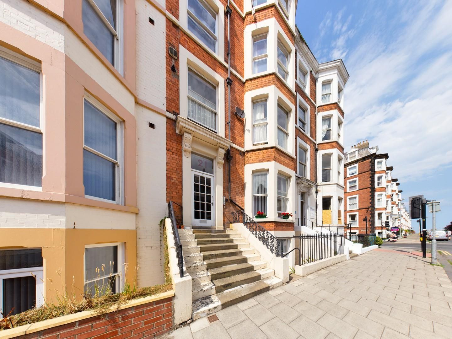 2 bed flat for sale in Prince Of Wales Terrace, Scarborough YO11 Zoopla