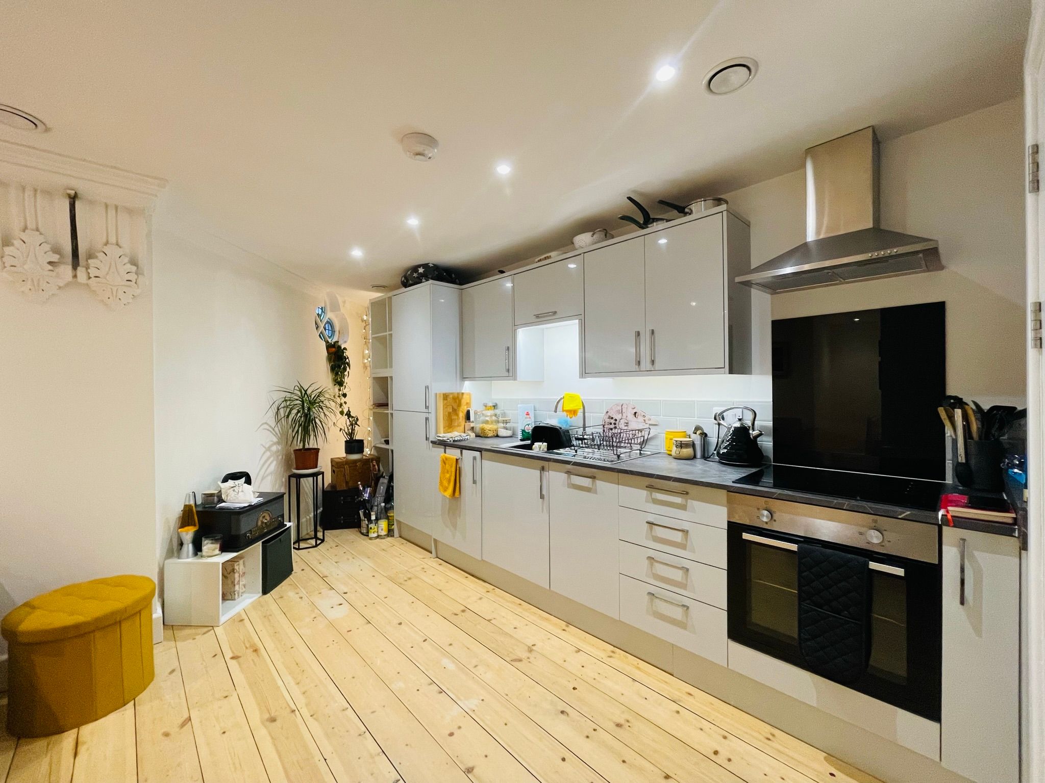 1 bed flat to rent in New Connexion Street, Camborne TR14 Zoopla