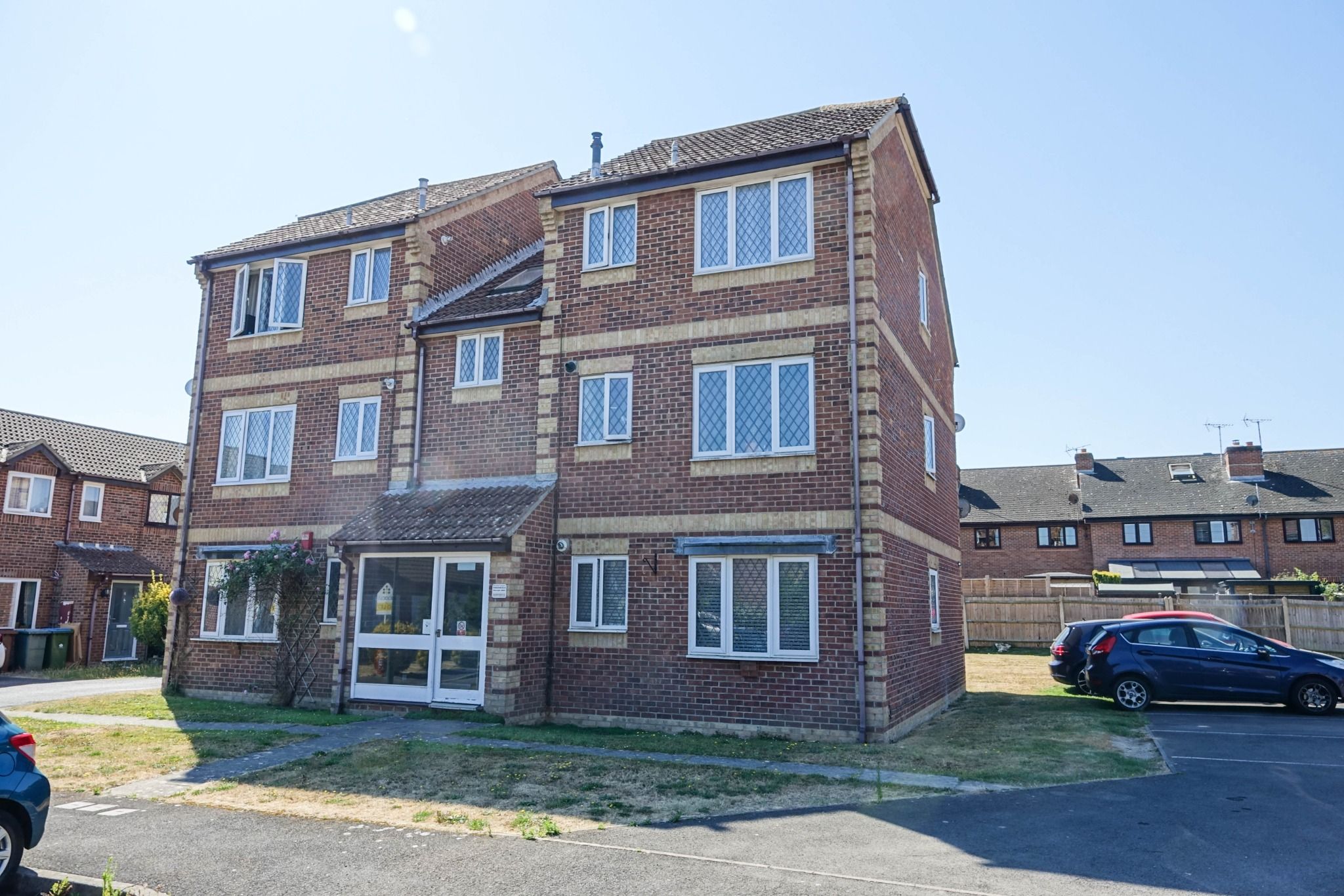 1 bed flat for sale in Satinwood Close, Bognor Regis PO22 Zoopla