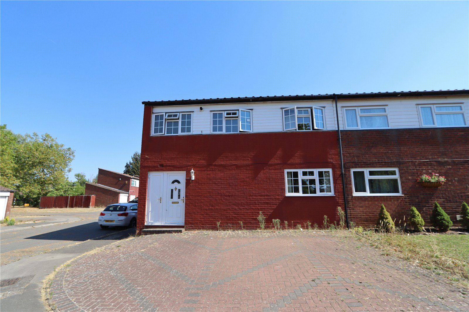 3 bed semidetached house for sale in Plowman Close, Greenleys, Milton