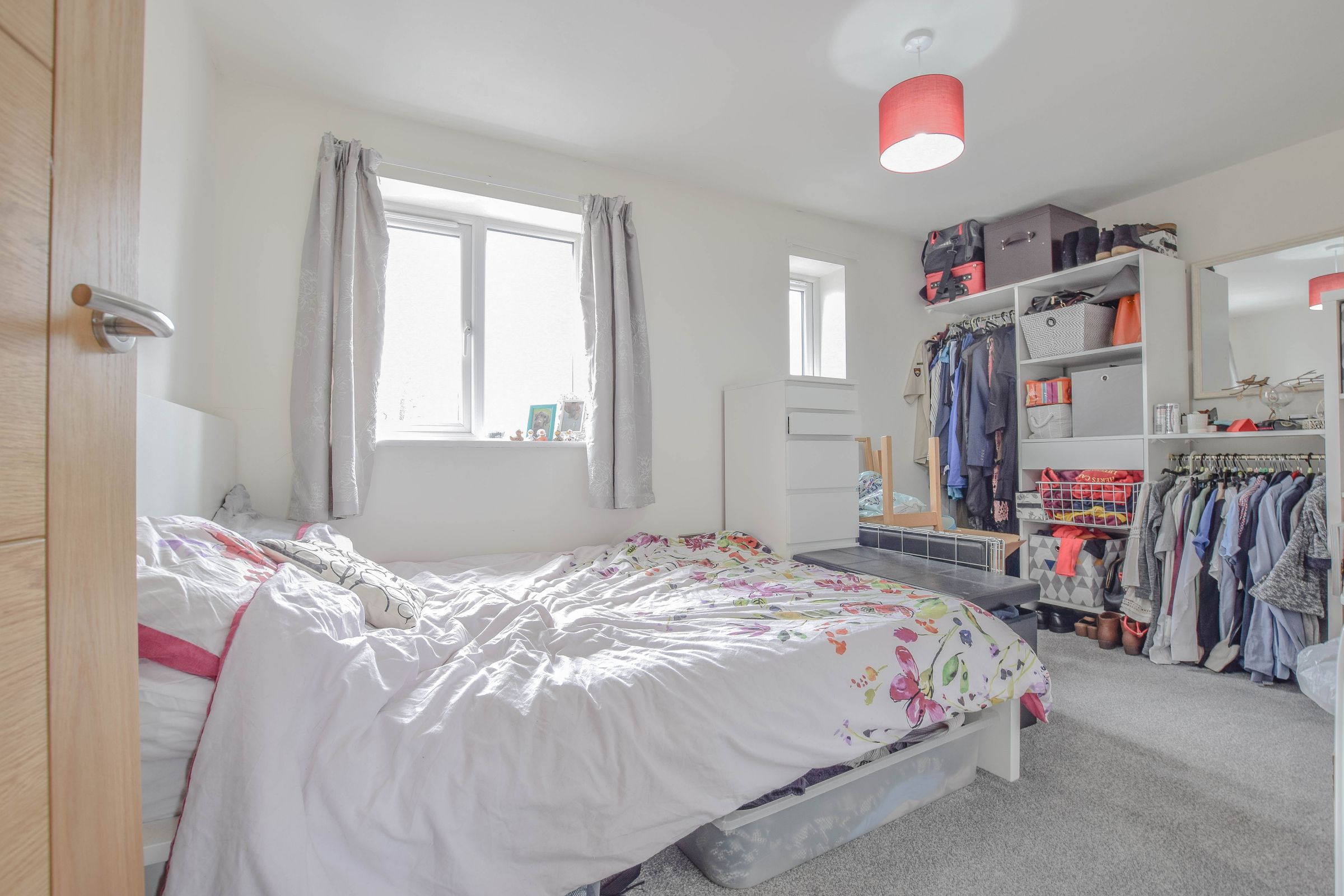 3 bed semidetached house to rent in Barclay Close, Hertford Heath