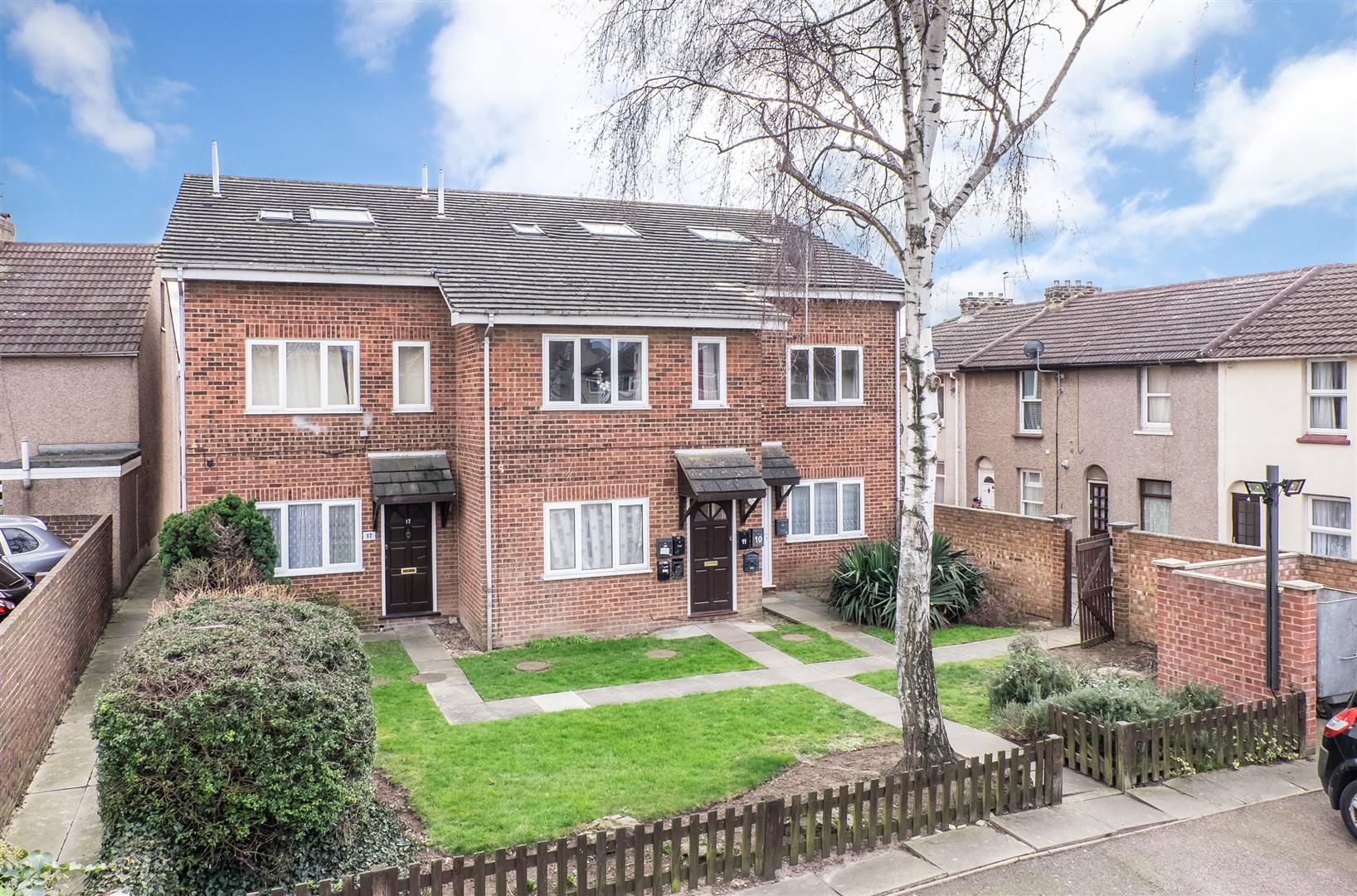 1 bed flat to rent in Salem Place, Northfleet, Gravesend DA11 Zoopla