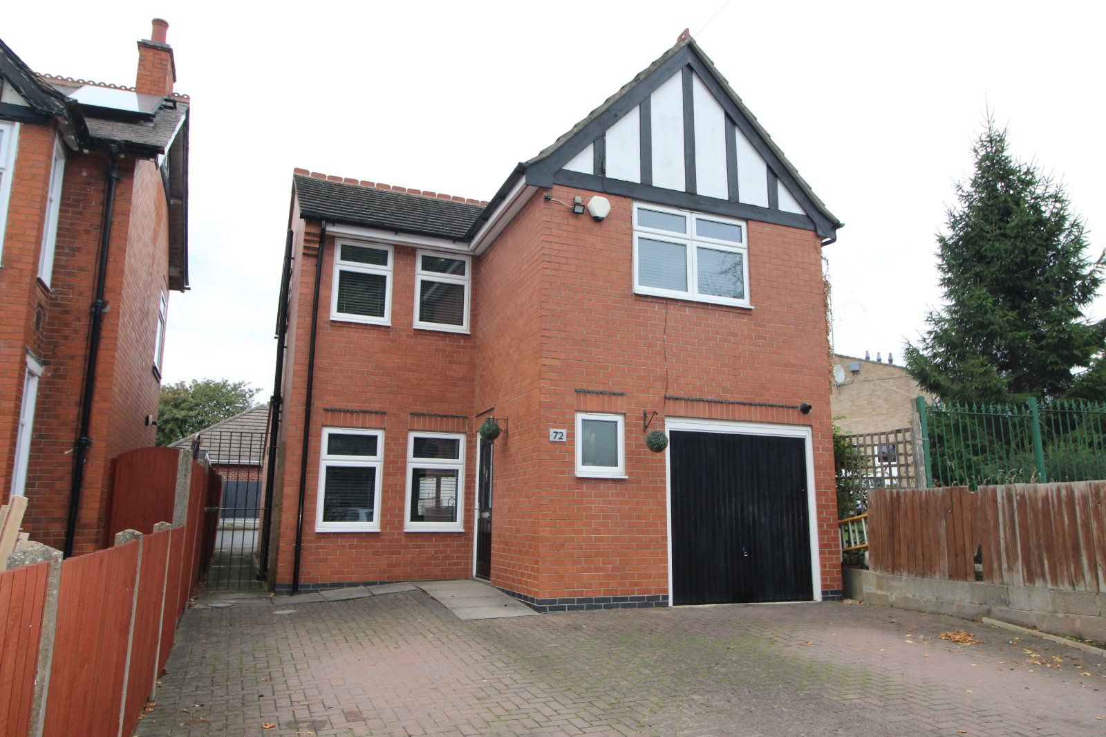 4 bed detached house for sale in Ashburton Road, Hugglescote, Coalville