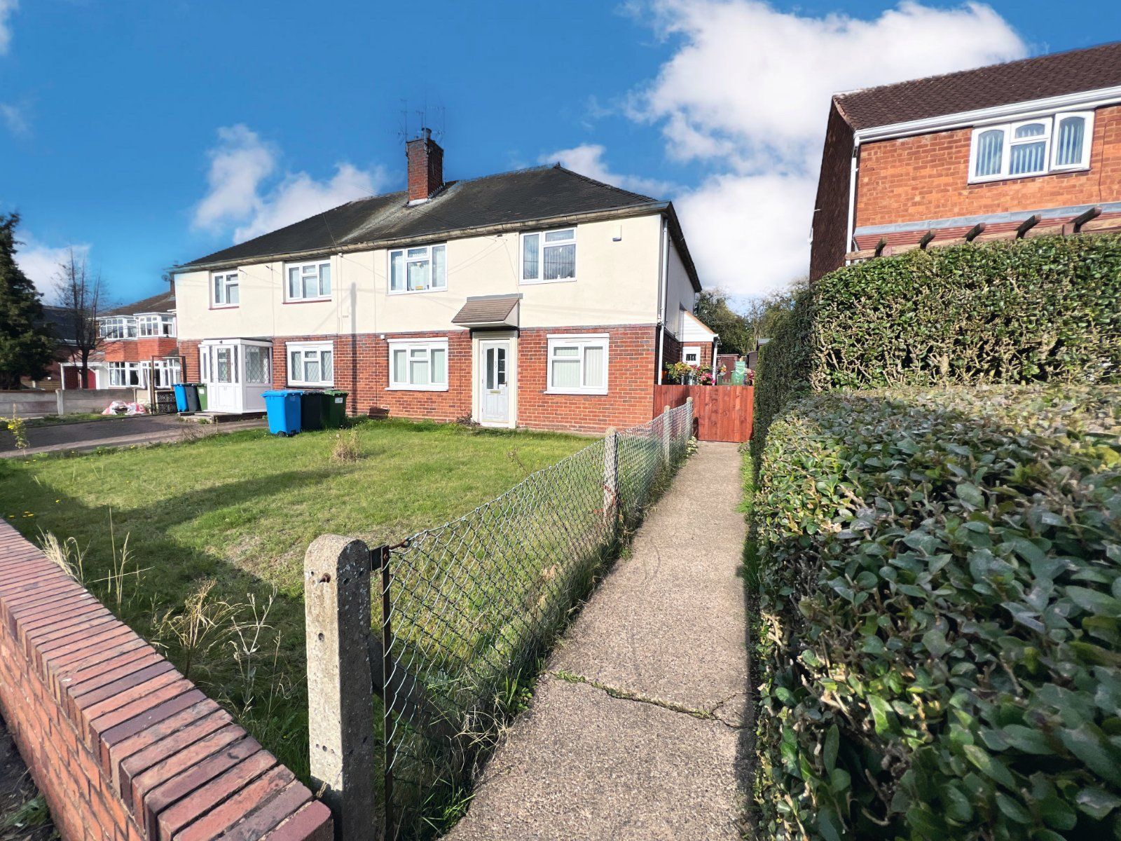 1 bed flat for sale in Giggetty Lane, Wombourne, Wolverhampton WV5 Zoopla