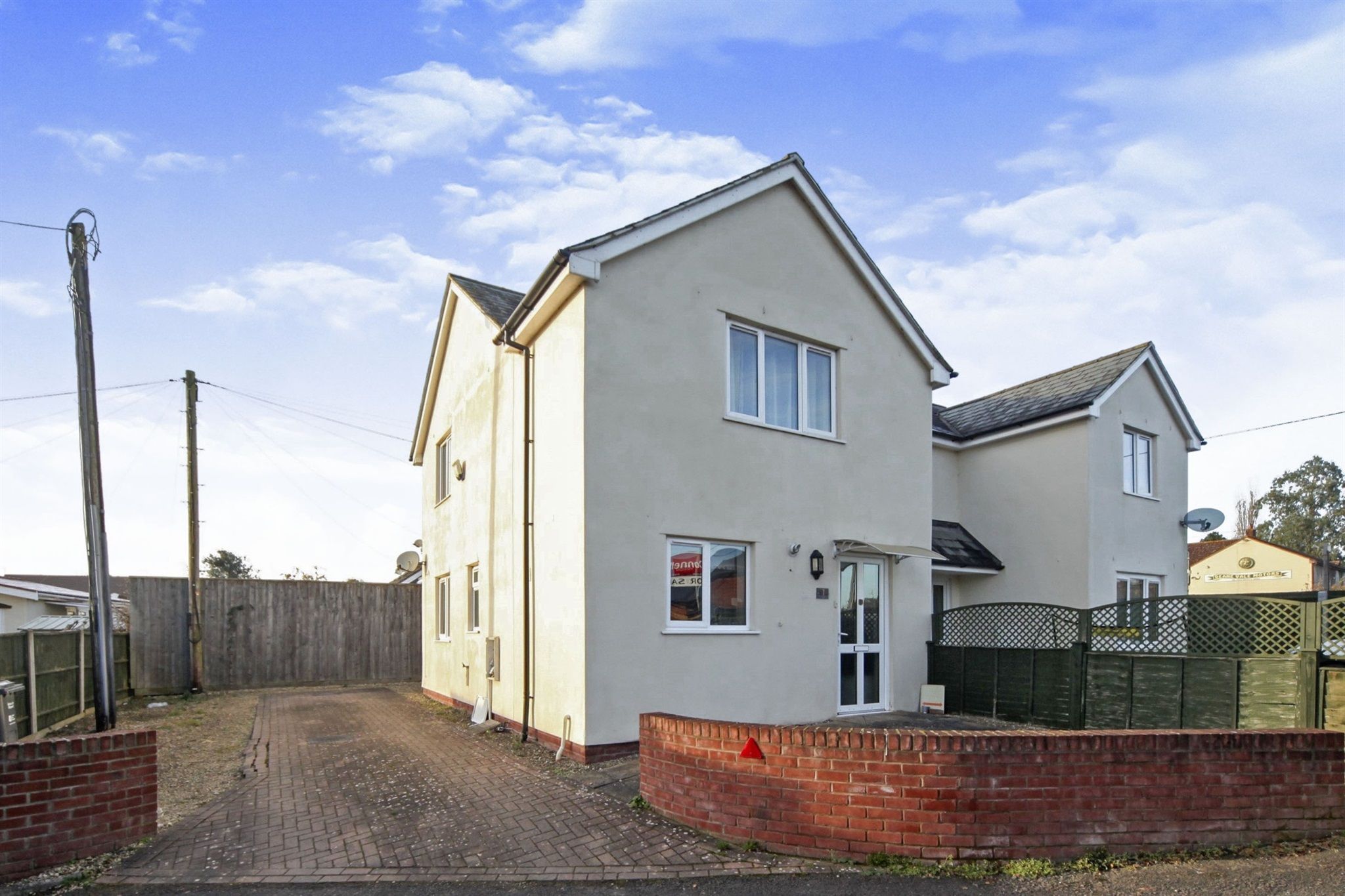 2 bed semidetached house for sale in Orchard View, Taunton