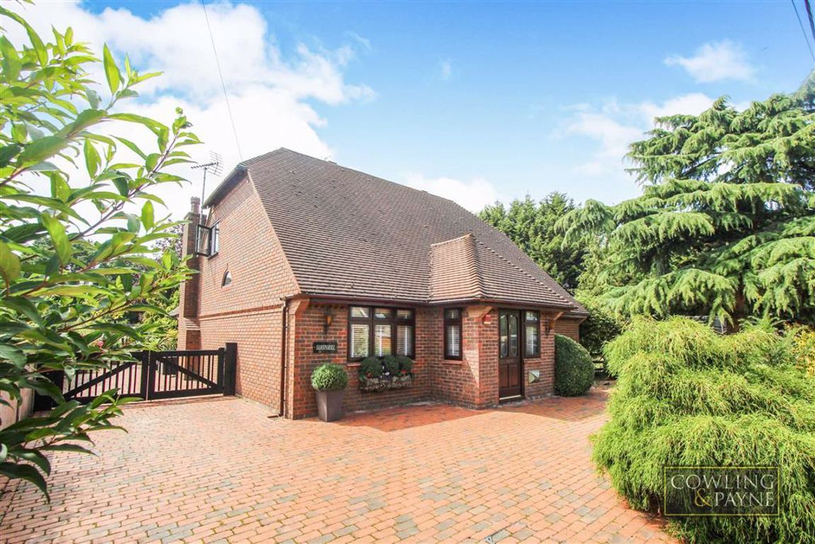 Christchurch Avenue, Wickford, Essex SS12  