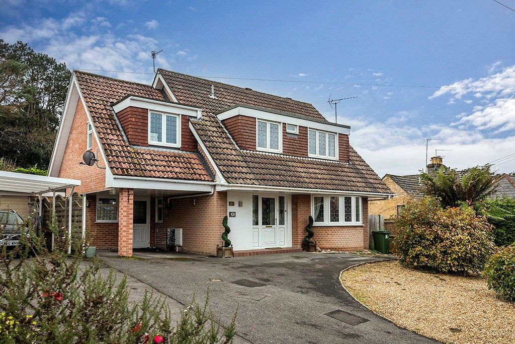 4 bed detached house for sale in Lilliput Road, Lilliput, Poole BH14