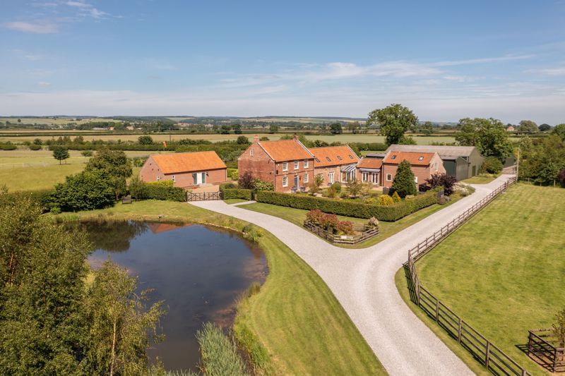 6 bed detached house for sale in Marishes, Malton YO17 Zoopla