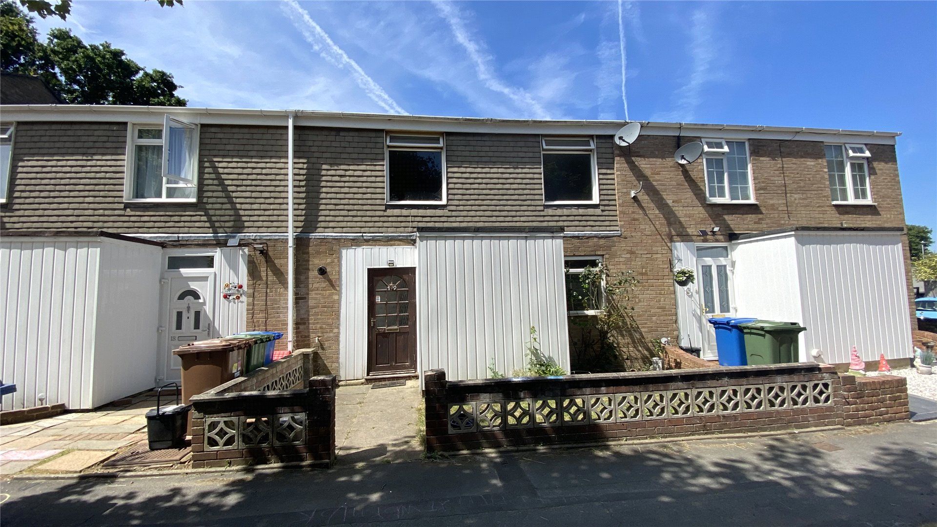 3 bed terraced house for sale in Holbeck, Bracknell, Berkshire RG12