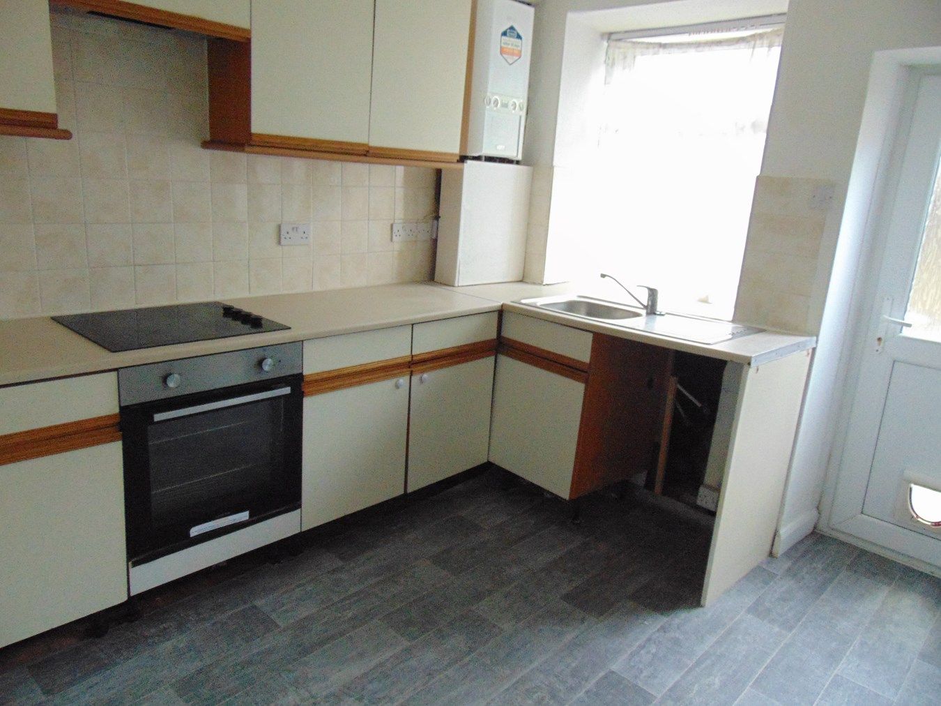 2 bed terraced house to rent in South Shore Street, Church, Accrington