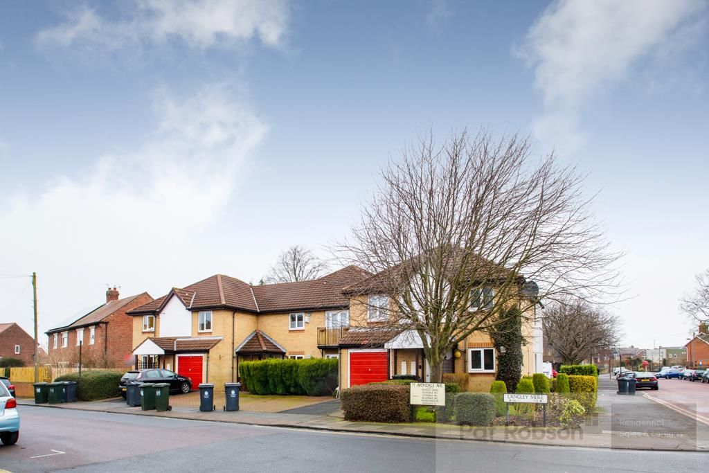 2 bed flat to rent in Langley Mere, Forest Hall, Newcastle Upon Tyne