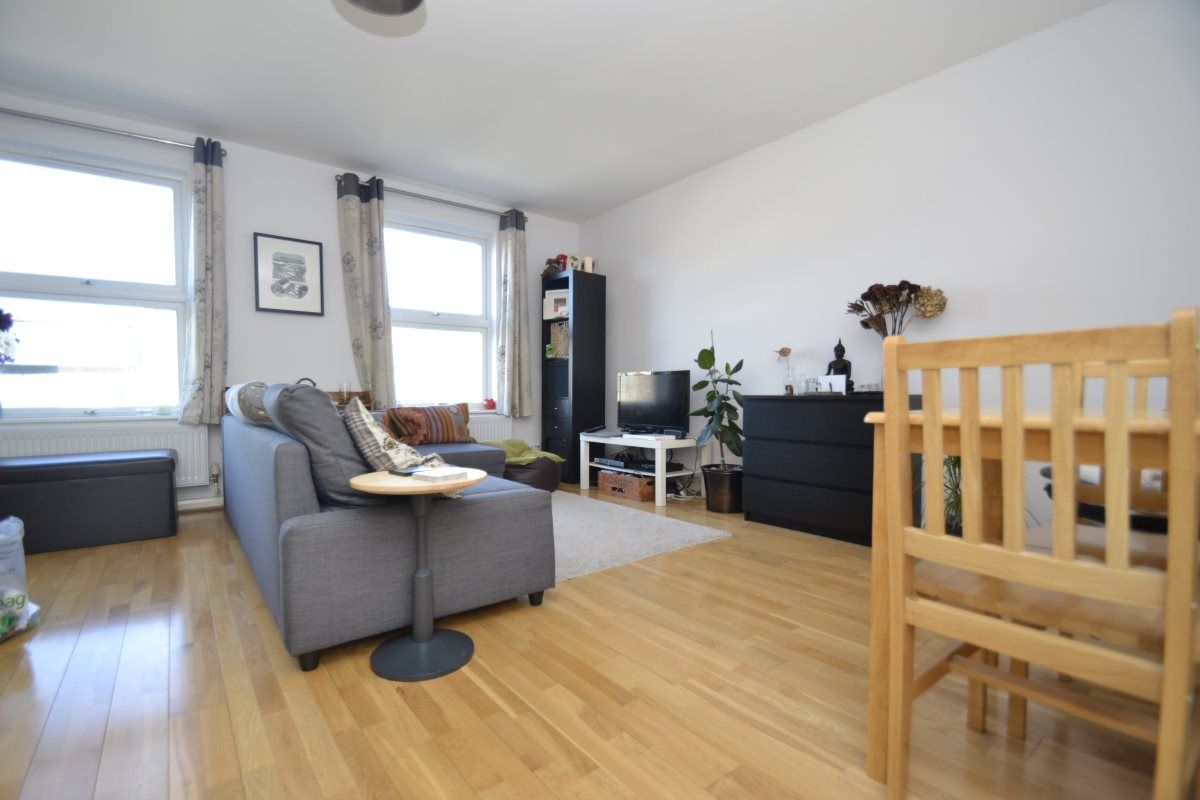 1 bed flat to rent in Hornsey Road, London N19 Zoopla