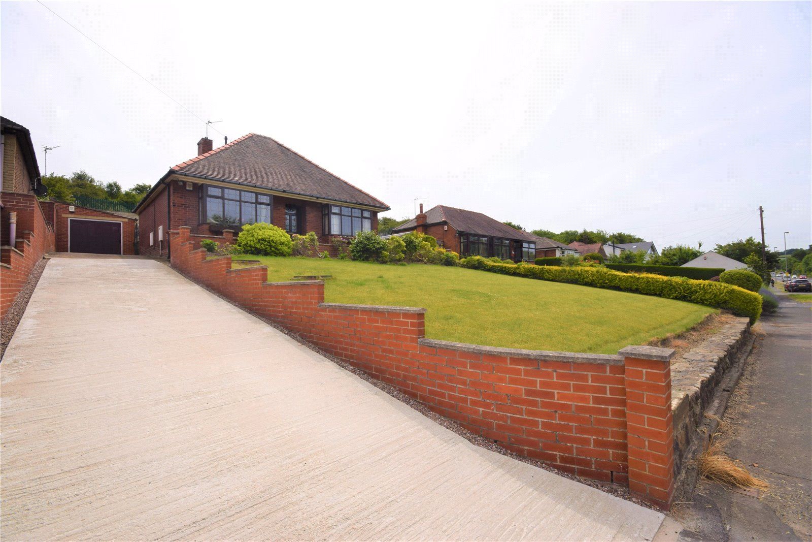 2 bed bungalow for sale in Denby Dale Road, Calder Grove, Wakefield WF4