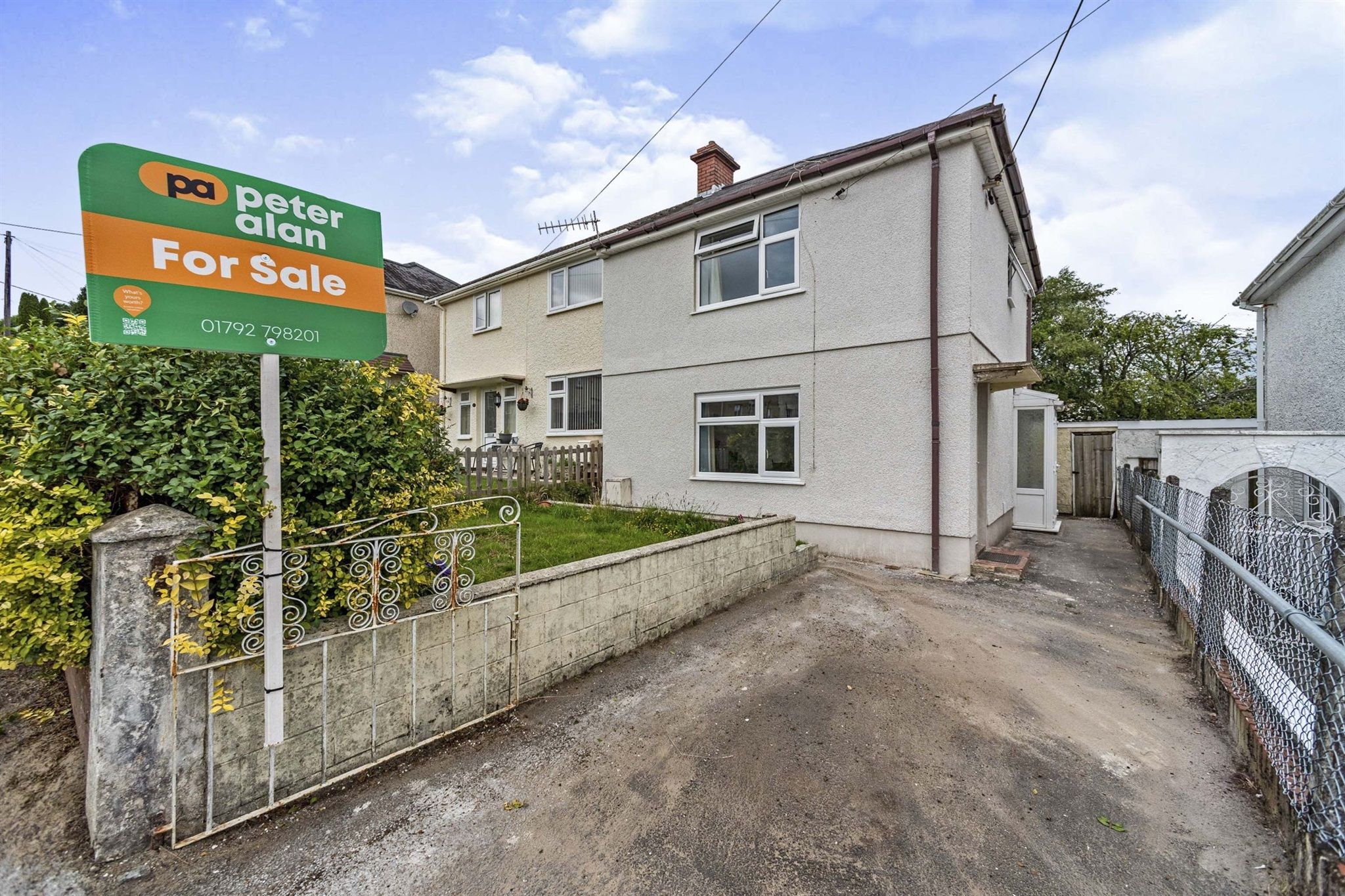 2 bed semidetached house for sale in Gwyrddgoed Road, Pontardawe