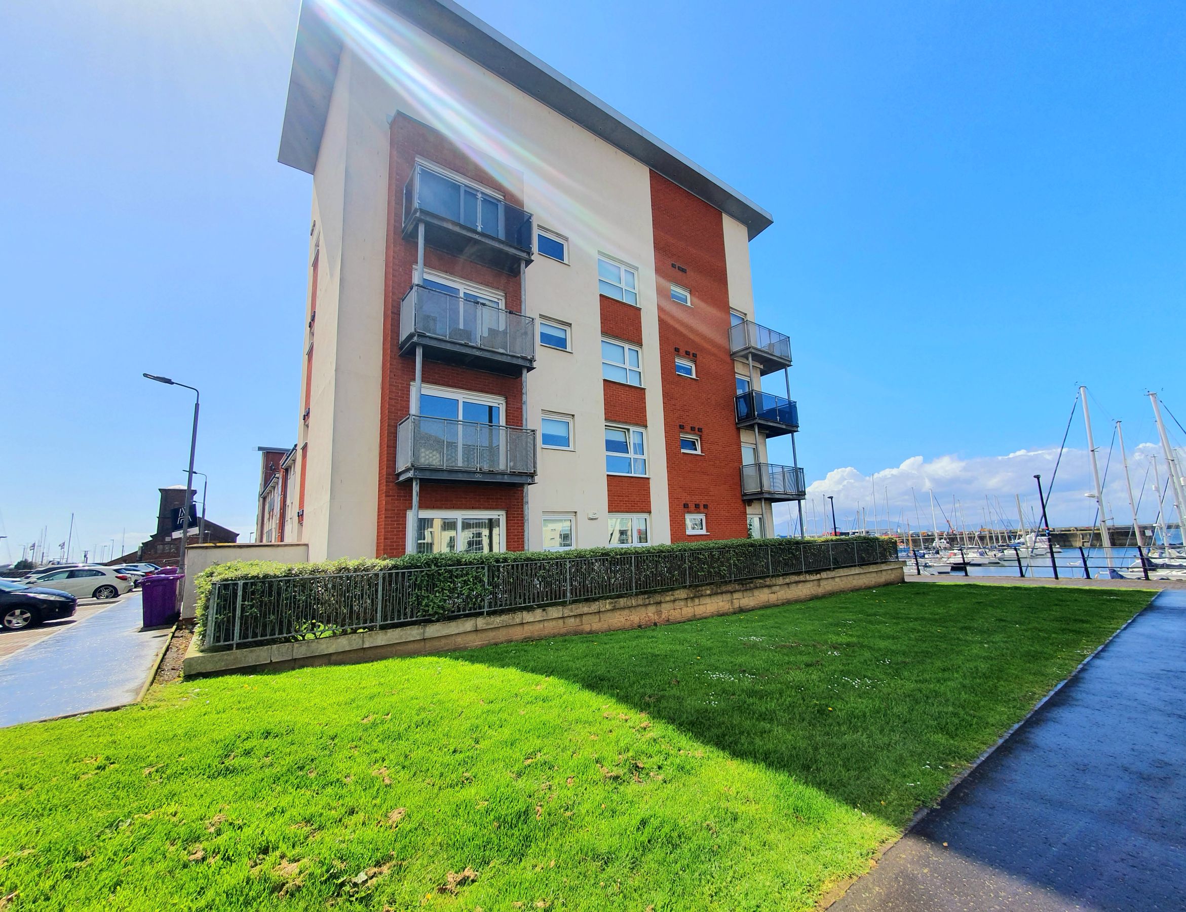 2 bed flat for sale in Dockers Gardens, Ardrossan KA22 Zoopla