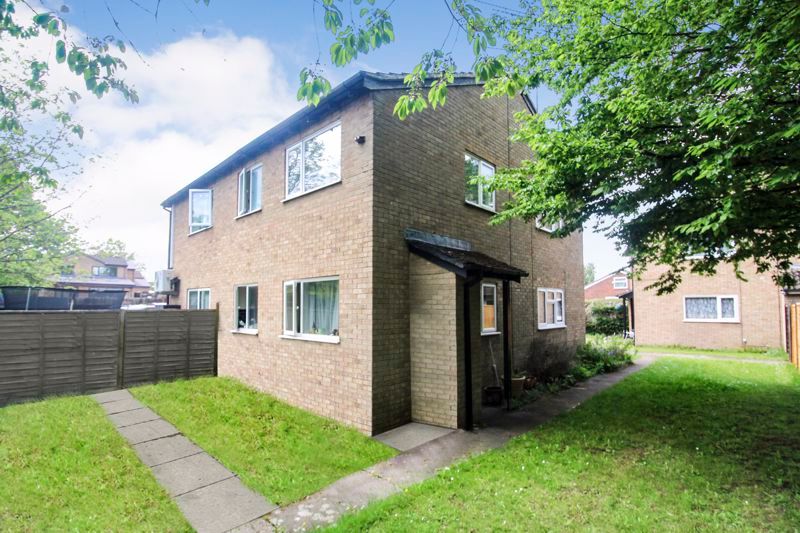 Sorrell Close Luton LU3  