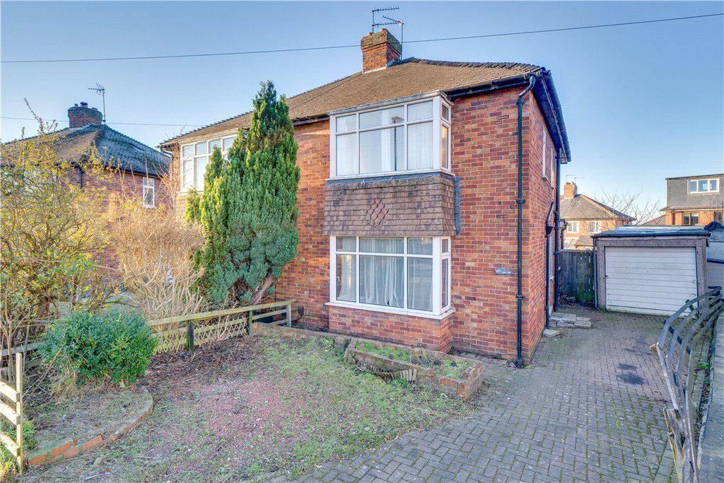 3 bed semidetached house for sale in St. Johns Road, Harrogate, North
