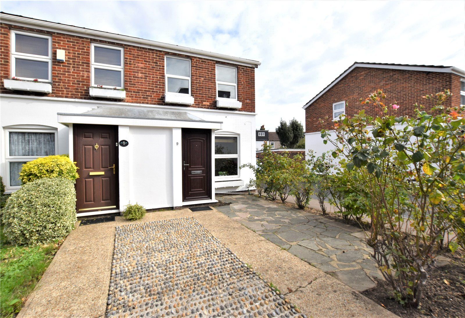 2 bed end terrace house for sale in St. Lukes Close, Woodside, Croydon
