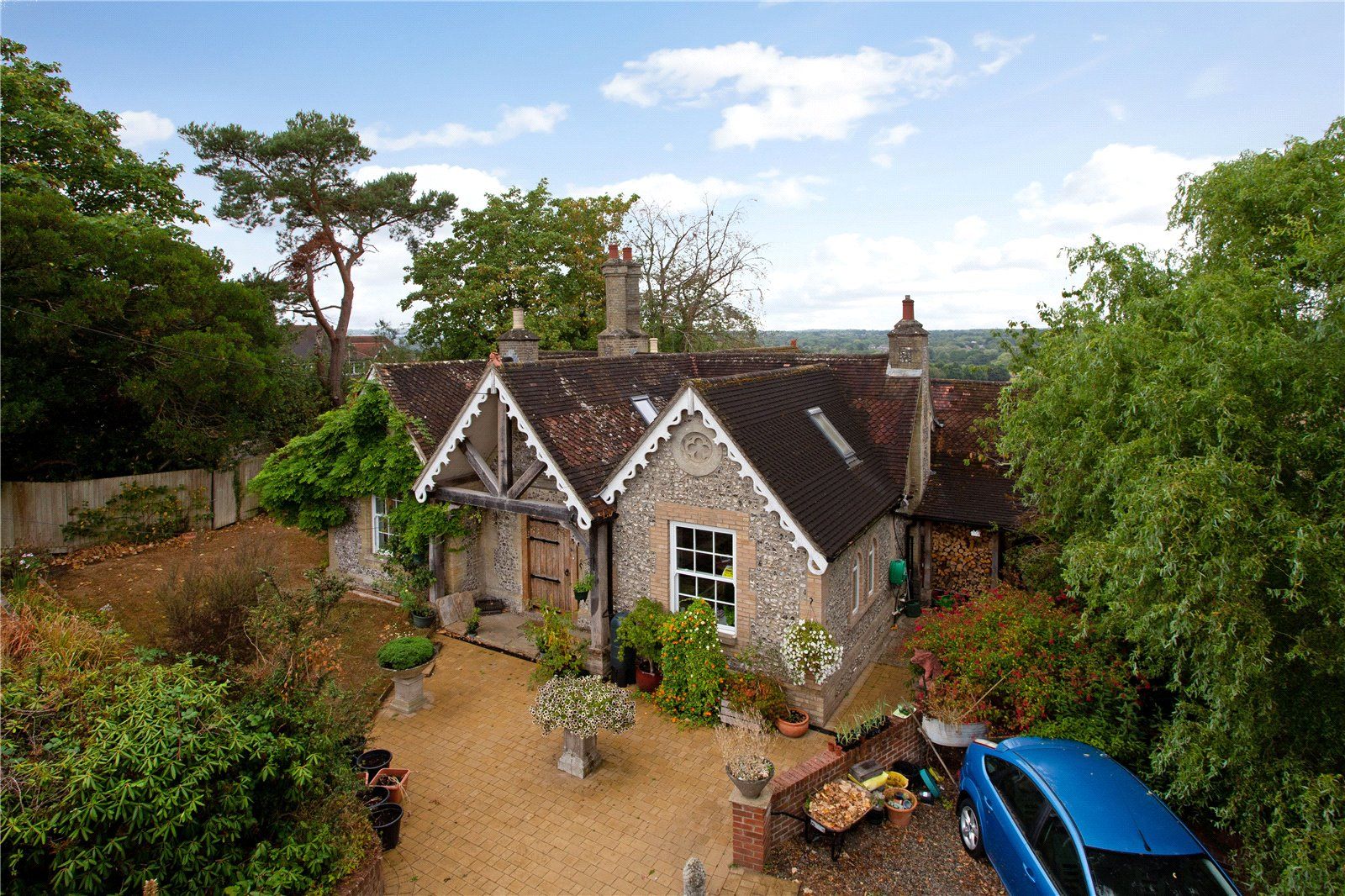 4 bed detached house for sale in Church Road, Hampshire