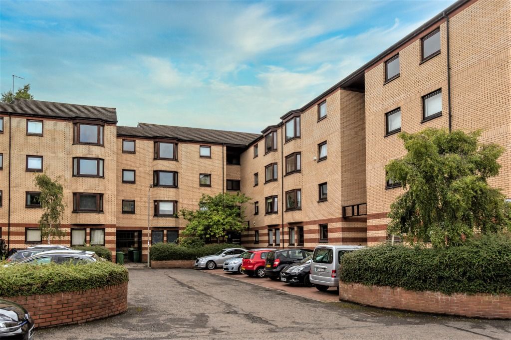 Leyden Court Flat 1/2 Maryhill Glasgow G20