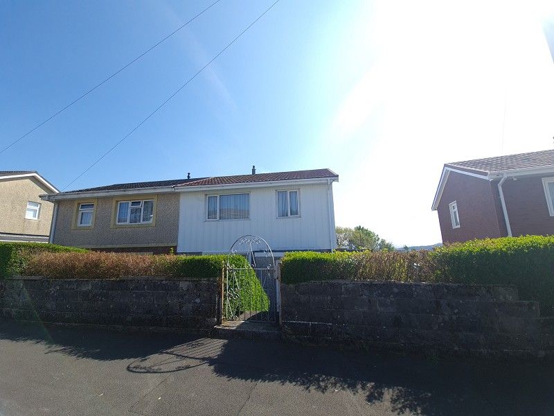 3 bed semidetached house for sale in Heol Trefor, Penlan, Swansea