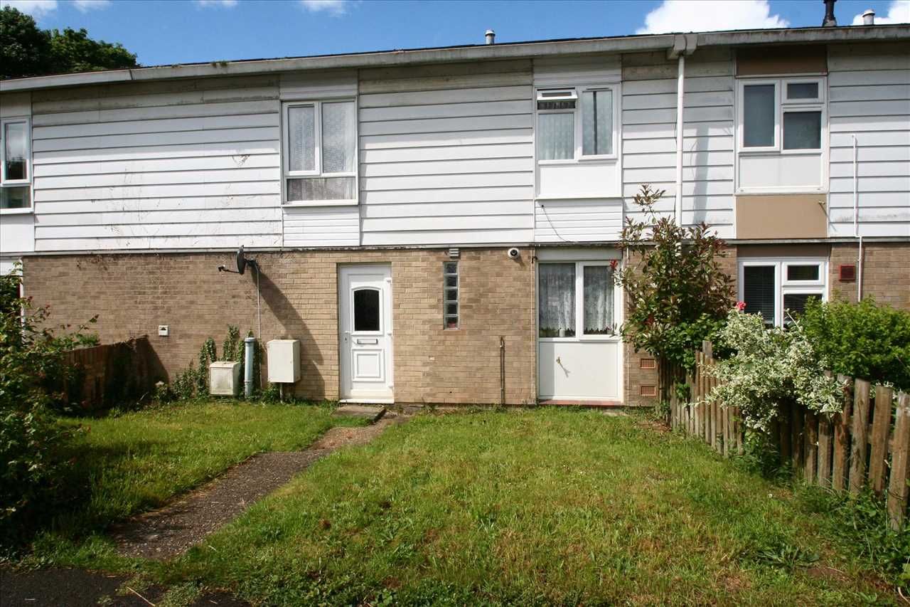 5 bed terraced house for sale in Abbey Road, Popley, Basingstoke
