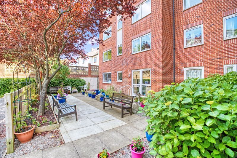 Amber Court, Hove BN3