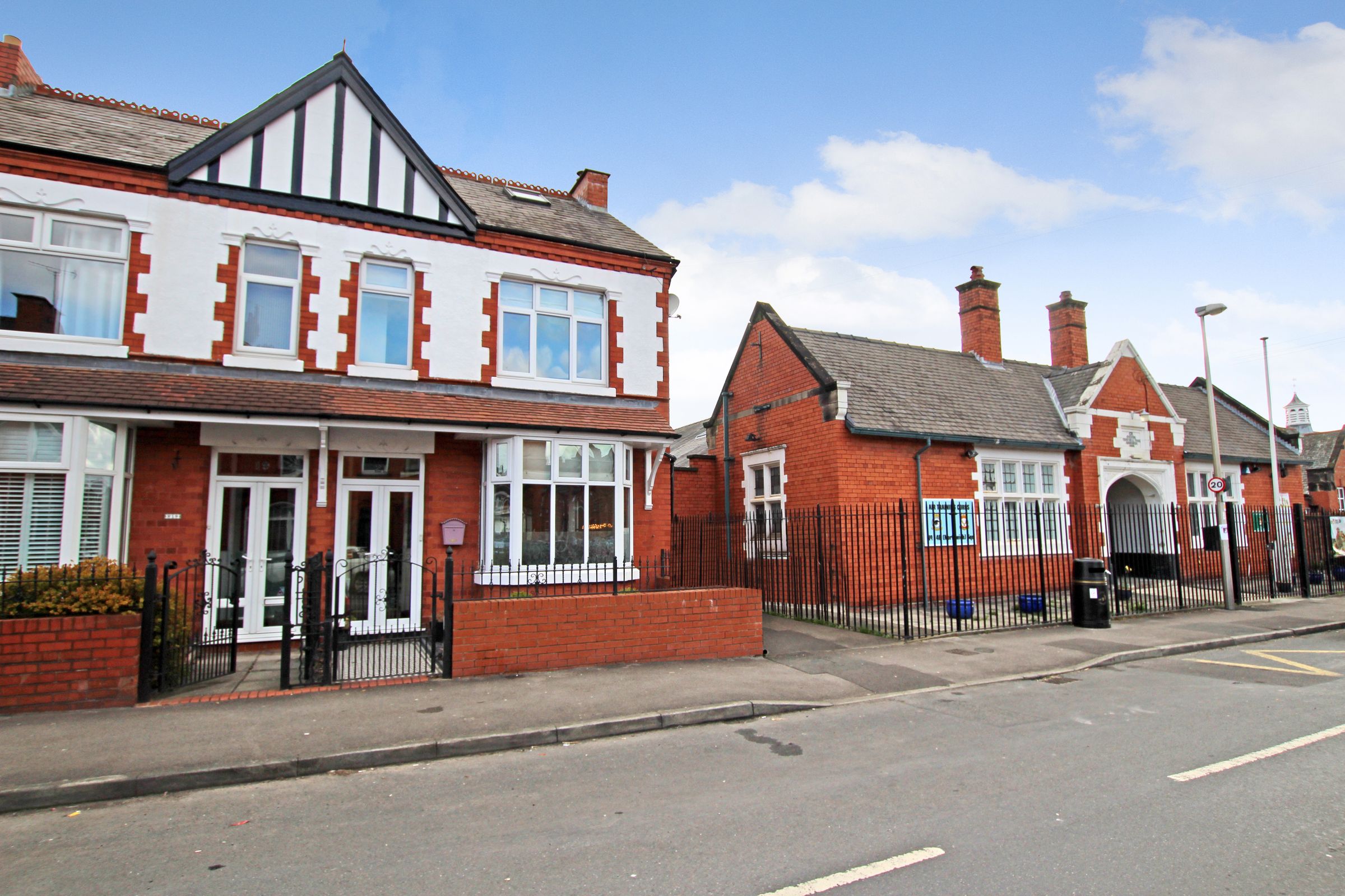 3 bed semidetached house for sale in Darwin Street, Northwich CW8 Zoopla